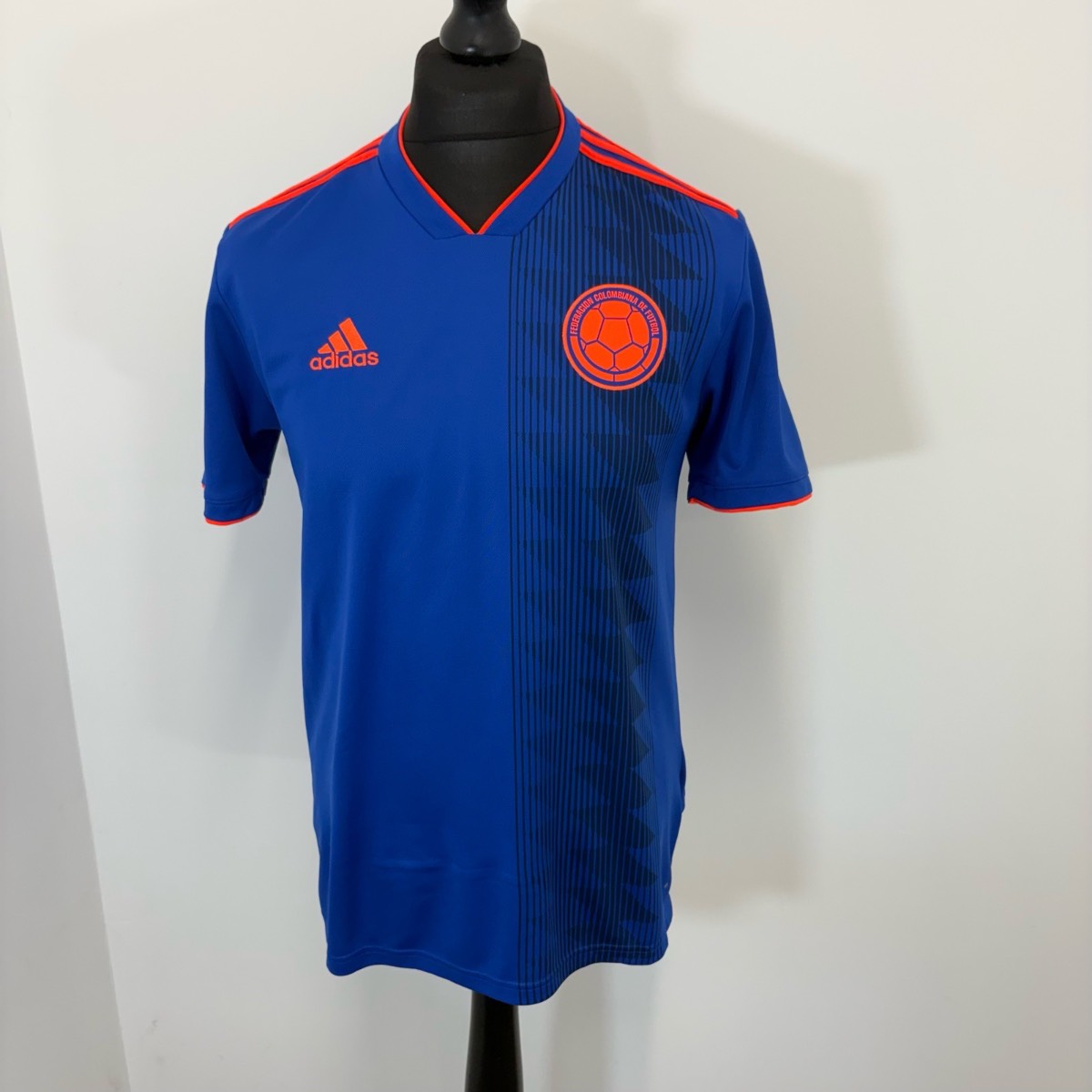 Official adidas Colombia 2018 World Cup Away Football Shirt Jersey