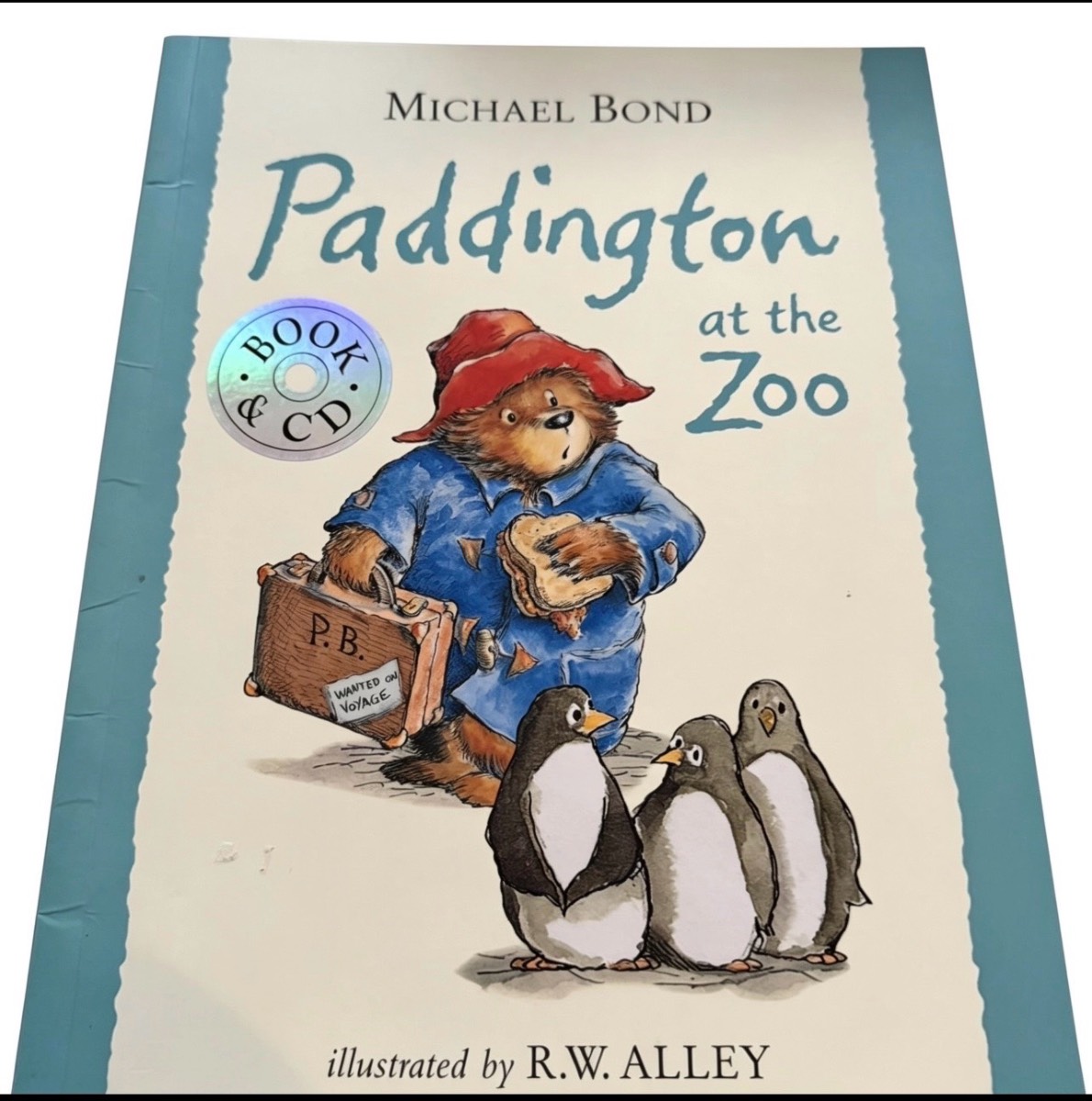 Paddington Bear: Paddington at the Zoo – Story Book