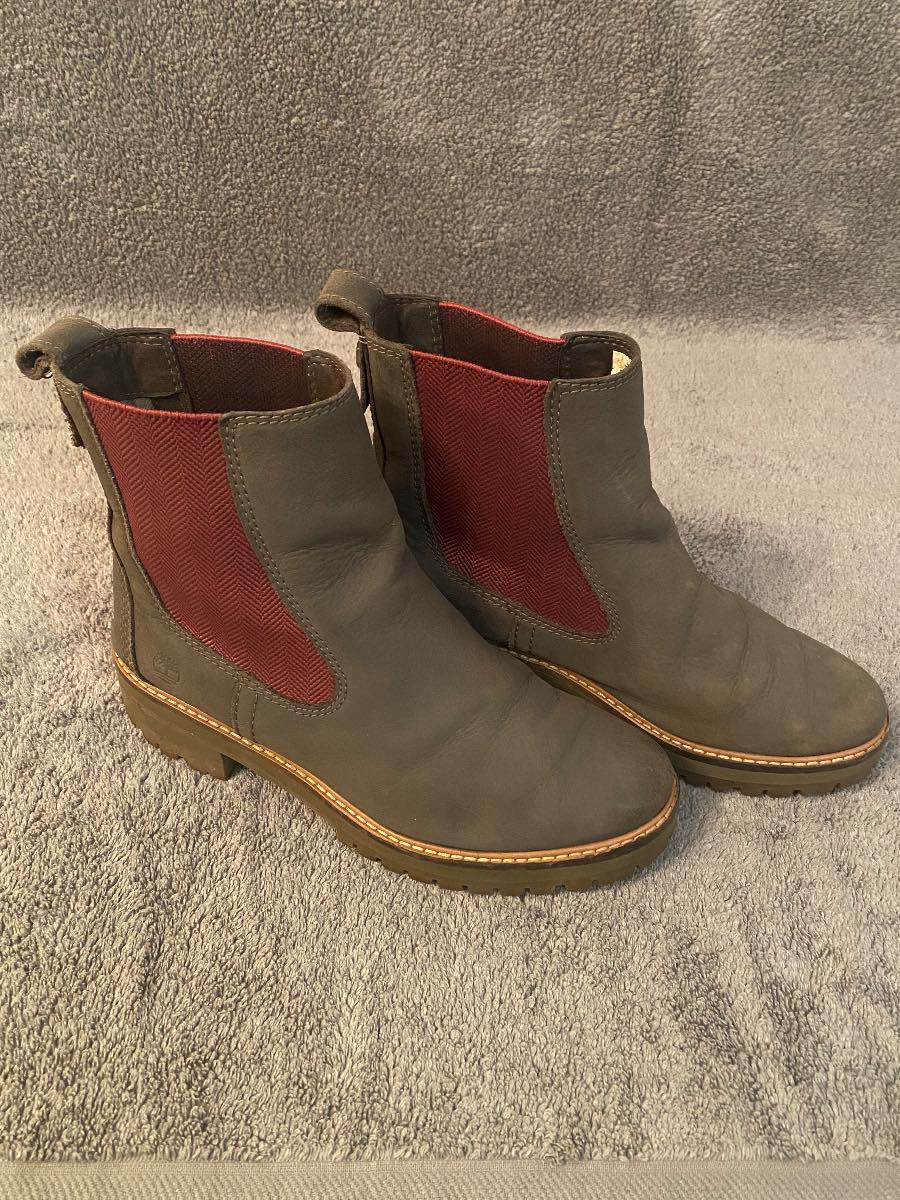 Timberland Chelsea ankle boots size 6