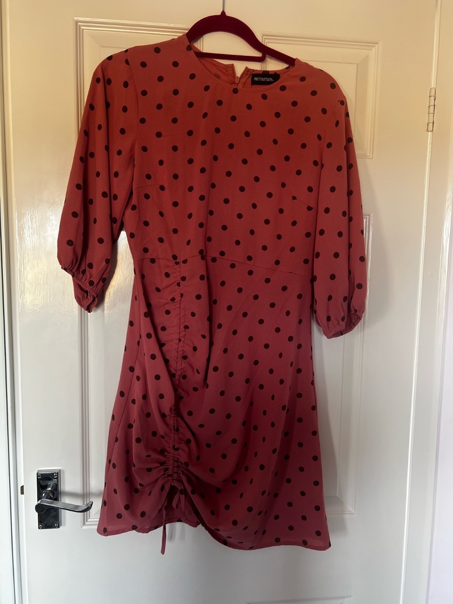 Polka dot and pink dress with 3/4 sleeves