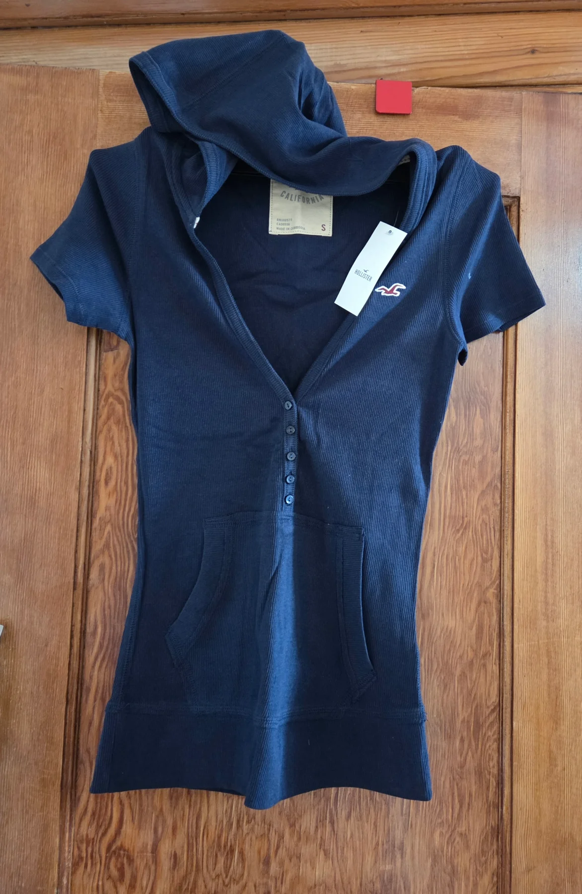 Hollister small blue hooded henley top - new with tags