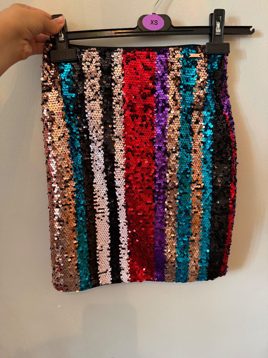✨ ARMANI EXCHANGE GOLD LABEL – FULL SEQUIN PARTY SKIRT ✨