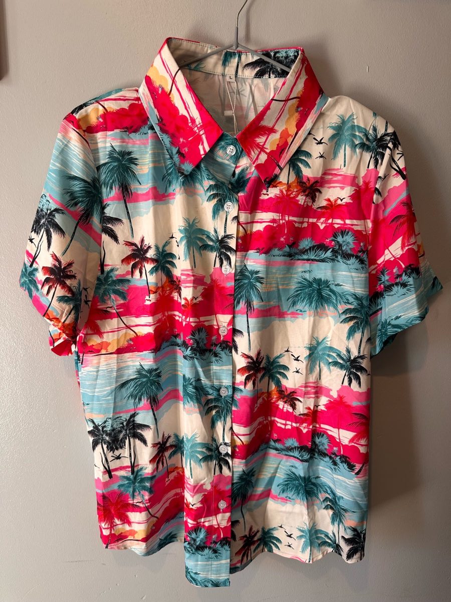 Tiorhooe Tropical Hawaiian Print Button-Up Shirt | Pink & Turquoise | Size L | New With Tags