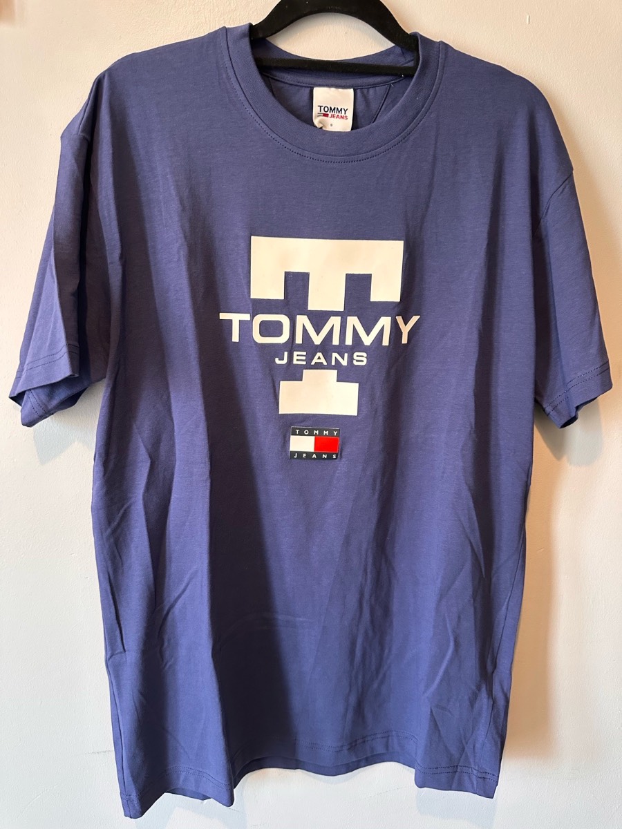 Tommy Jeans Logo Graphic T-Shirt – Size Small – New With Tags – 100% Organic Cotton