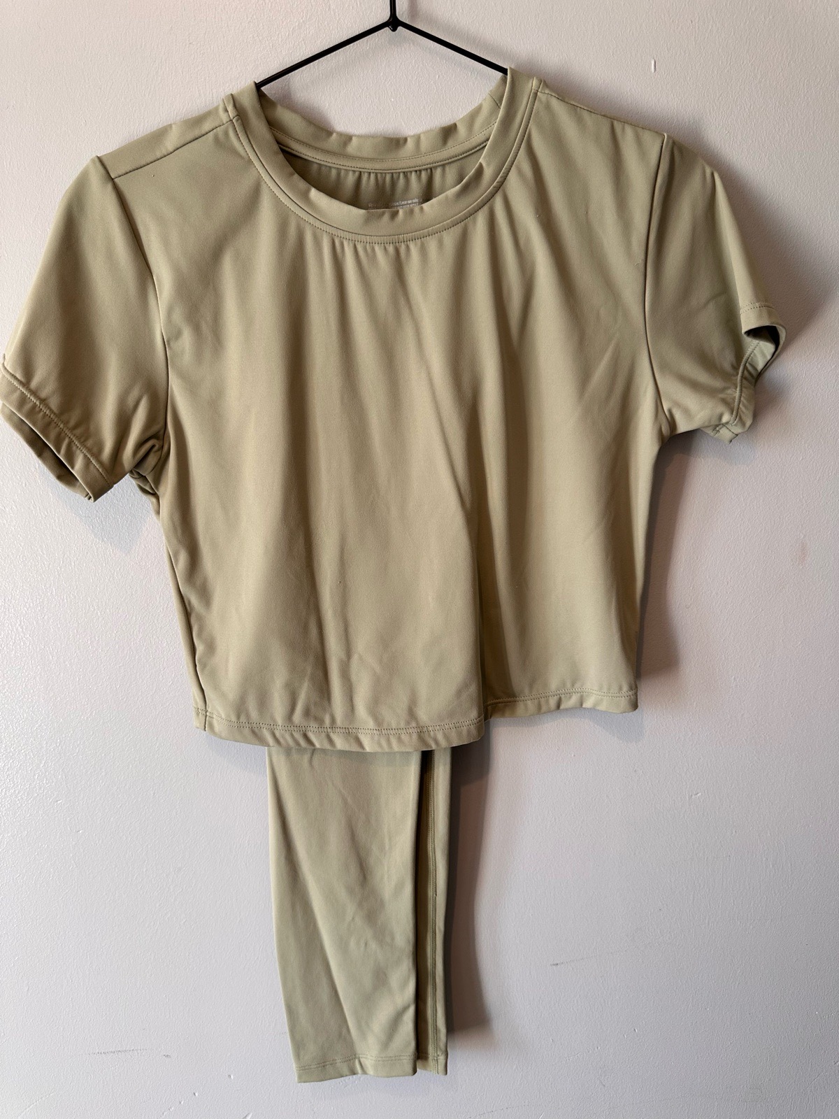 Primark Workout Sage Green Gym Set – Crop Top & High Waist Leggings – Size S – BNWOT