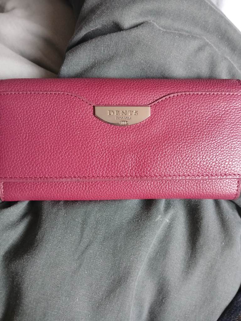 Dents purse