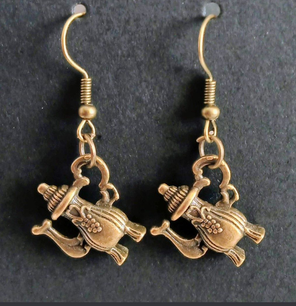 Ladies earrings