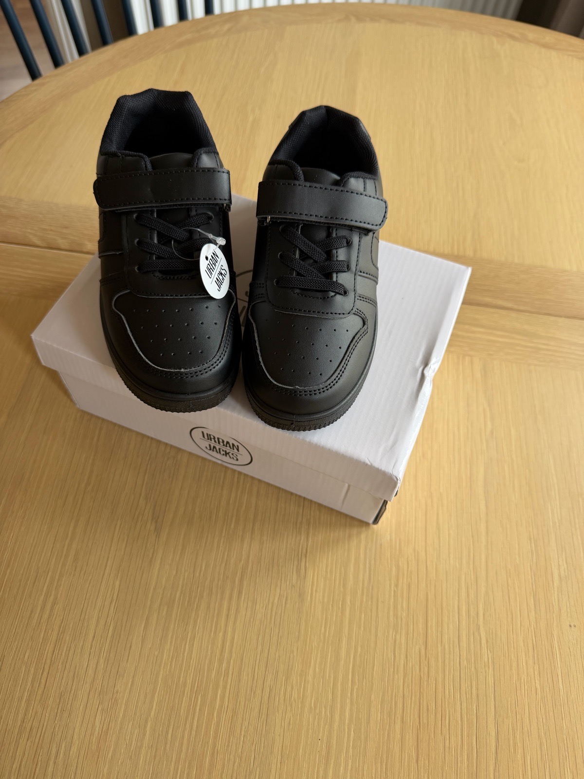 School trainers size 13
