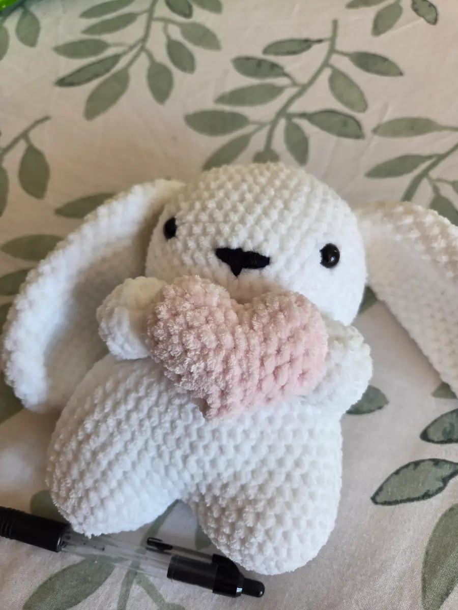White crochet love heart bunny