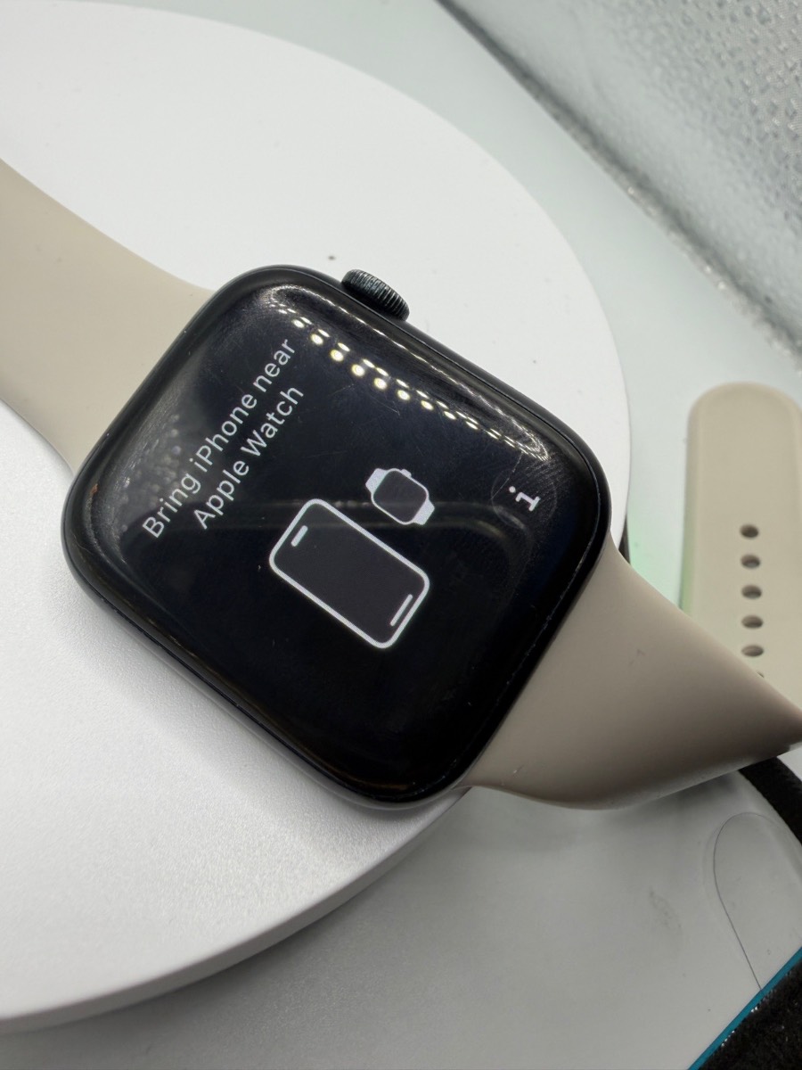 Apple Watch Series 8 45mm GPS – Activation Locked – Parts/Repair
