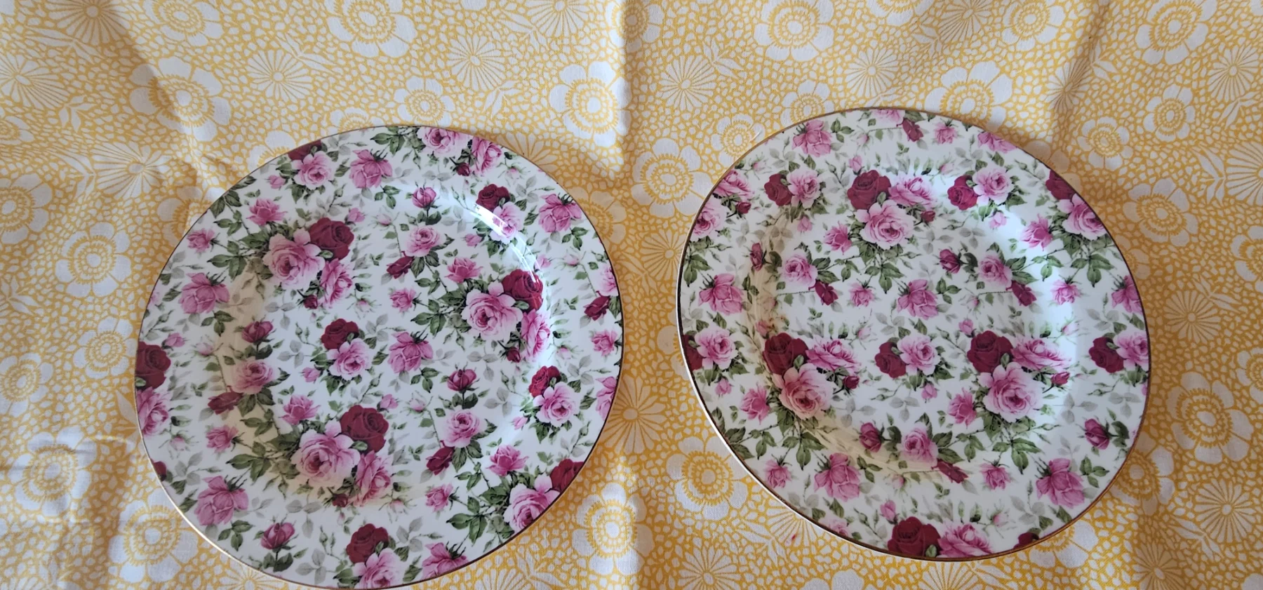 Maxwell & Williams 2x side plates