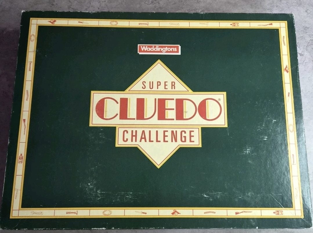 Waddingtons Super Cluedo Challenge Mystery Board Game Dice 2+ Players 1986