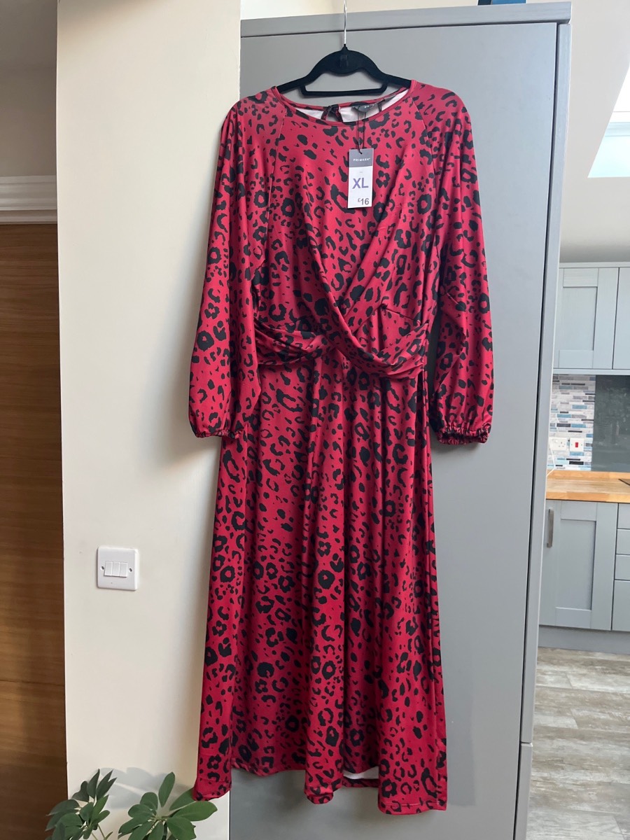 Brand New Primark Deep Red and Black Maxi Dress Size 16