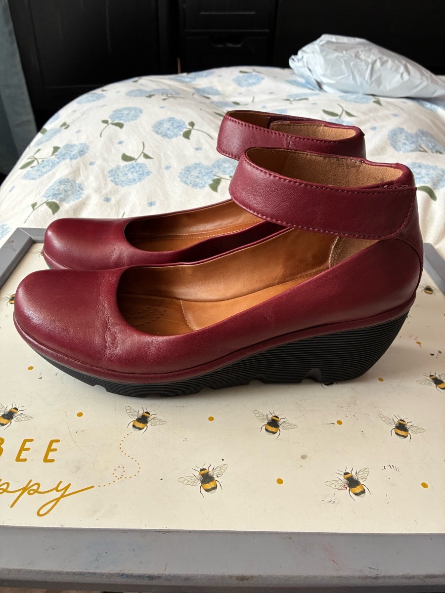 Gorgeous oxblood leather shoes from Clarks