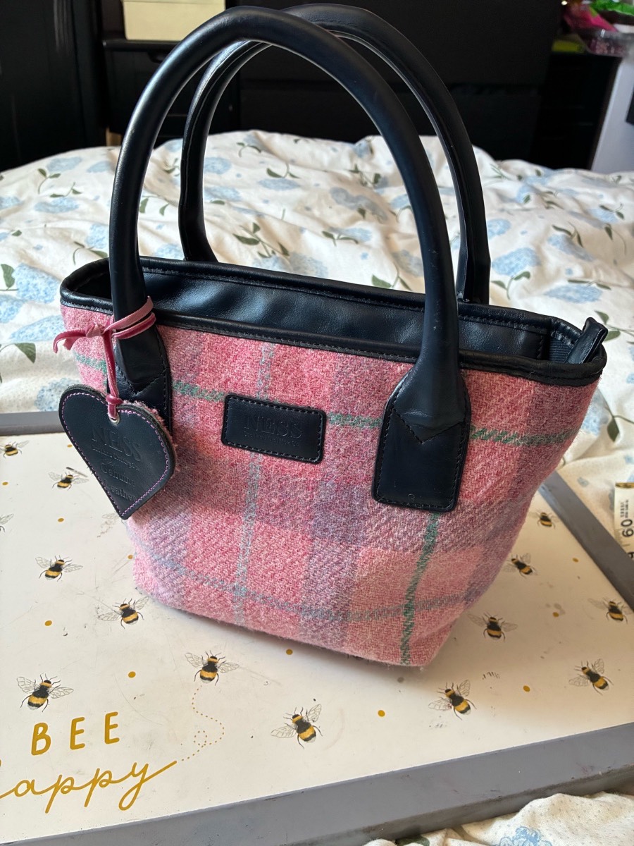 Beautiful cute tweed and leather bag