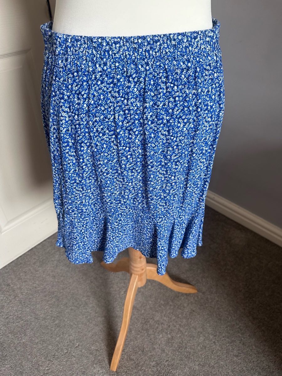 M&S Collection Blue Floral Mini Skirt – UK 12