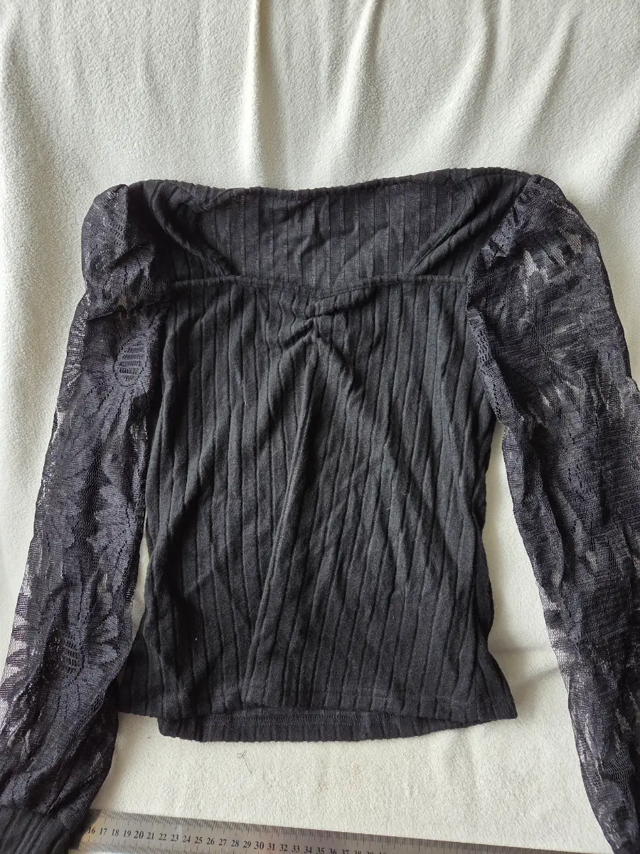 Long sleeve top