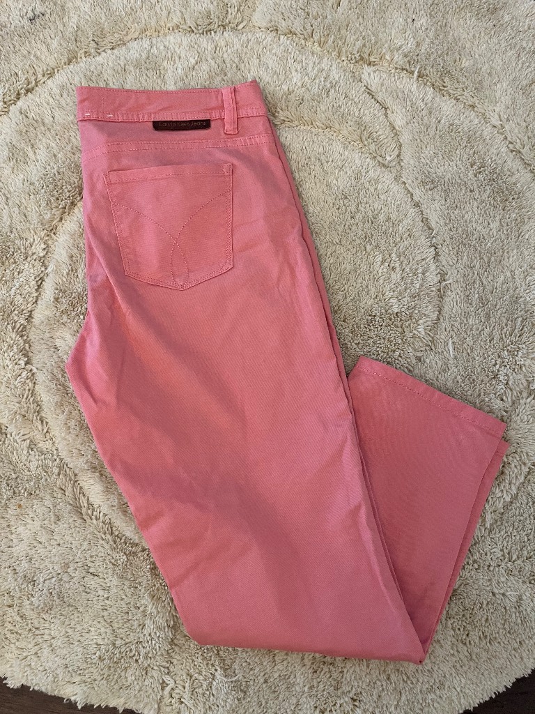 Calvin Klein cropped pink Jeans size 8