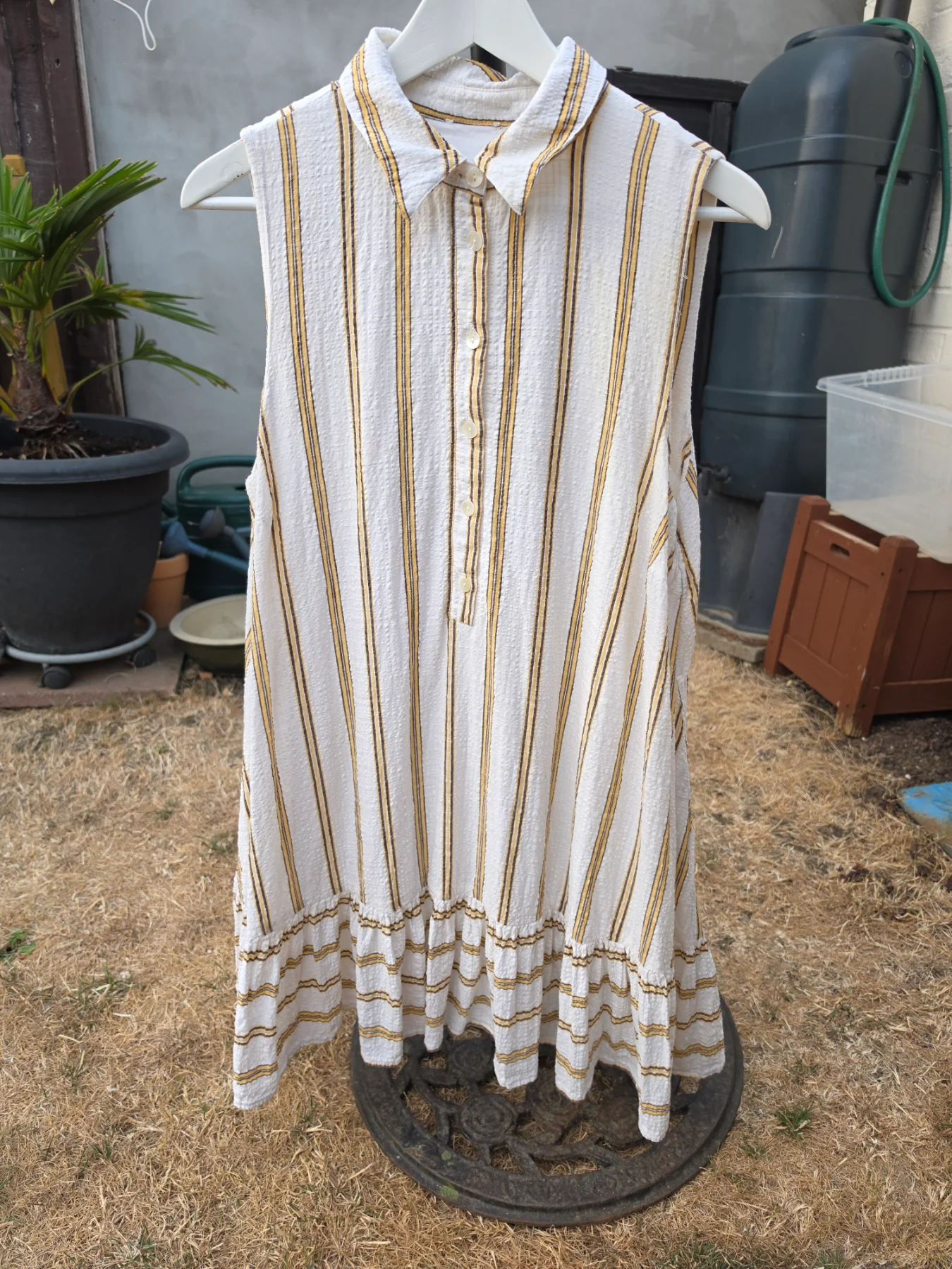 River Island yellow and white stripe seersucker sleeveless smock dress Size 10