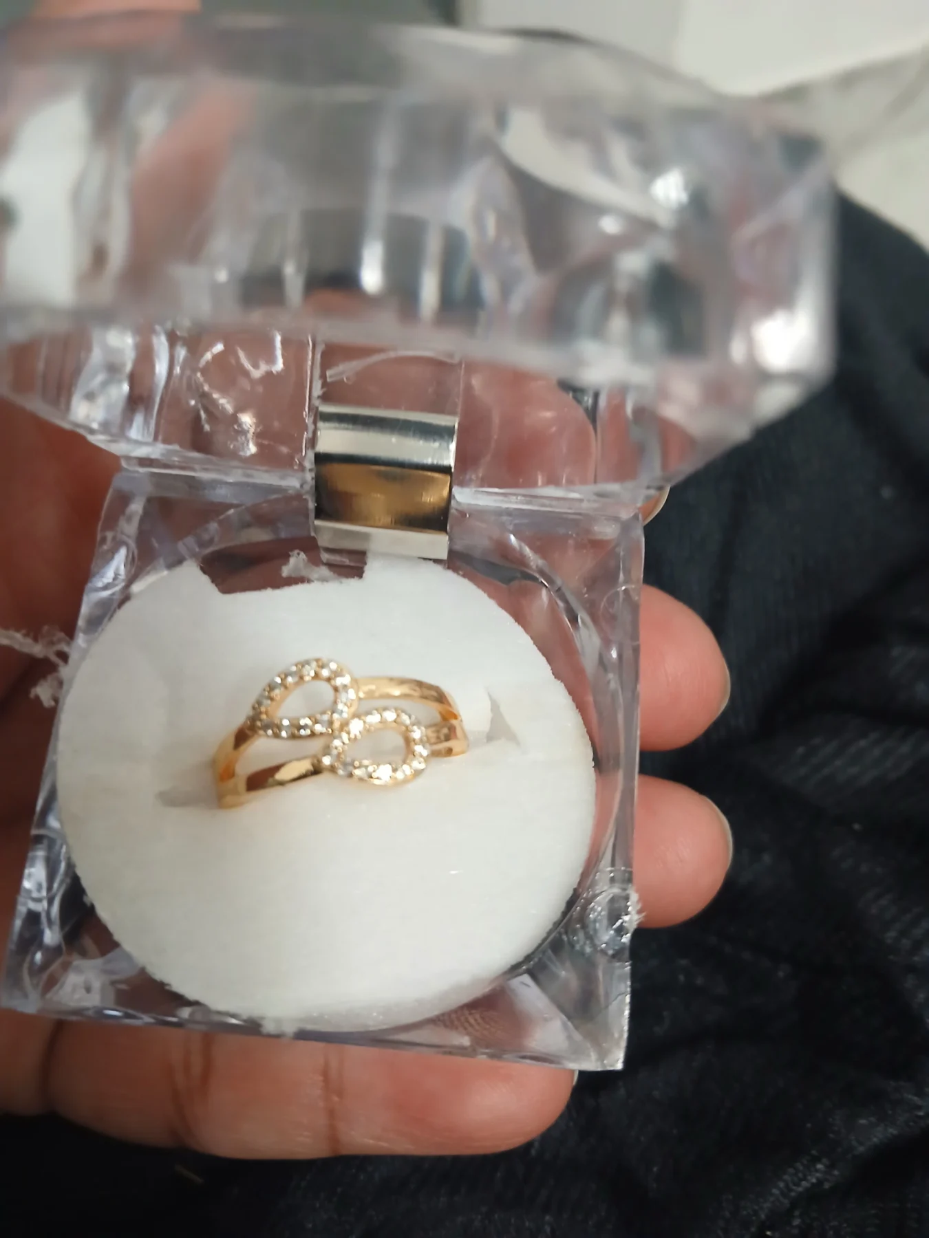 Fashion ring