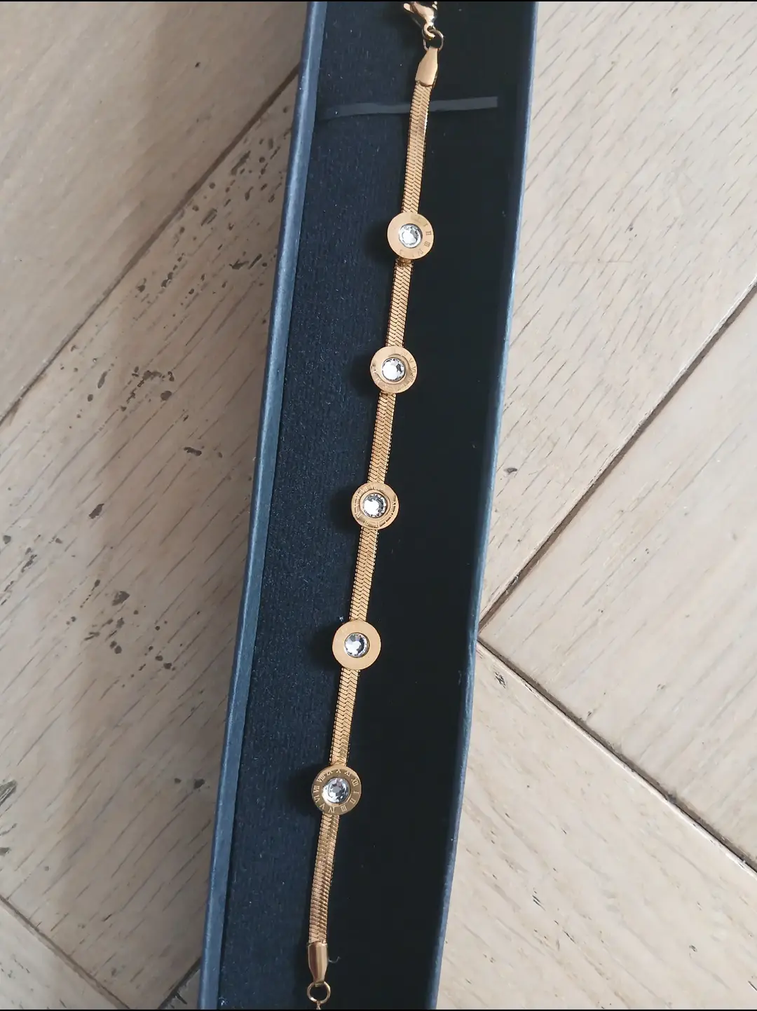 Stainless steel fashion bracelet