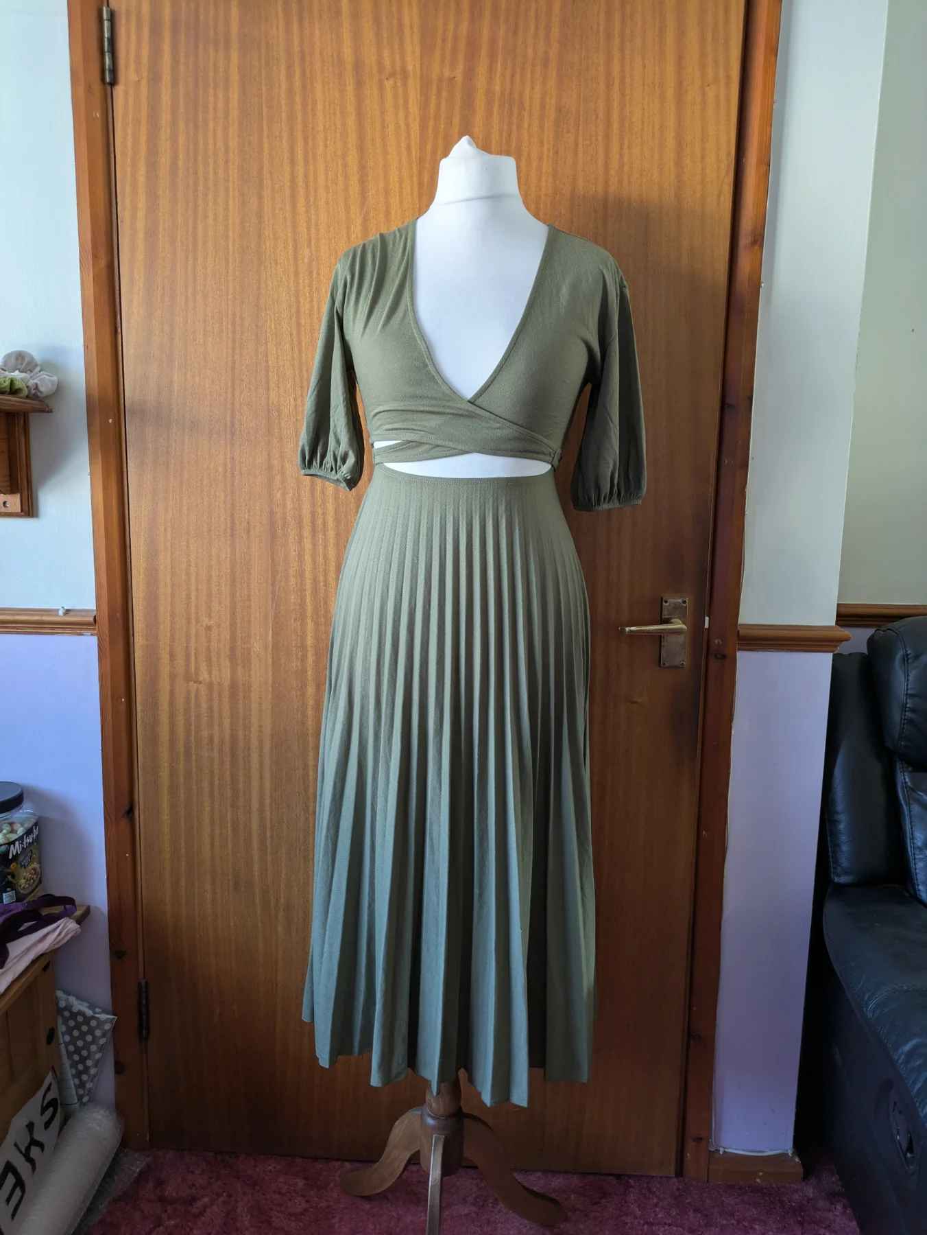 ASOS DESIGN Khaki Green Wrap Dress UK 8 Pleated Midi Cut Out Waist Puff Sleeve