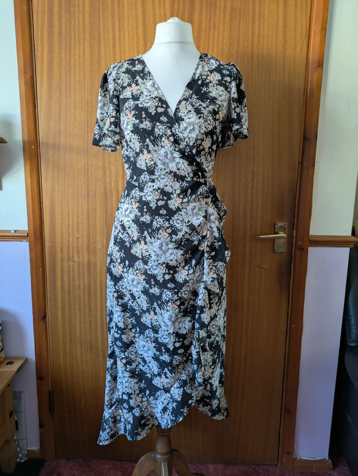 Missguided Wrap Dress UK 10 Black Floral Midi Ruffle Tie Waist Flutter Sleeve Boho