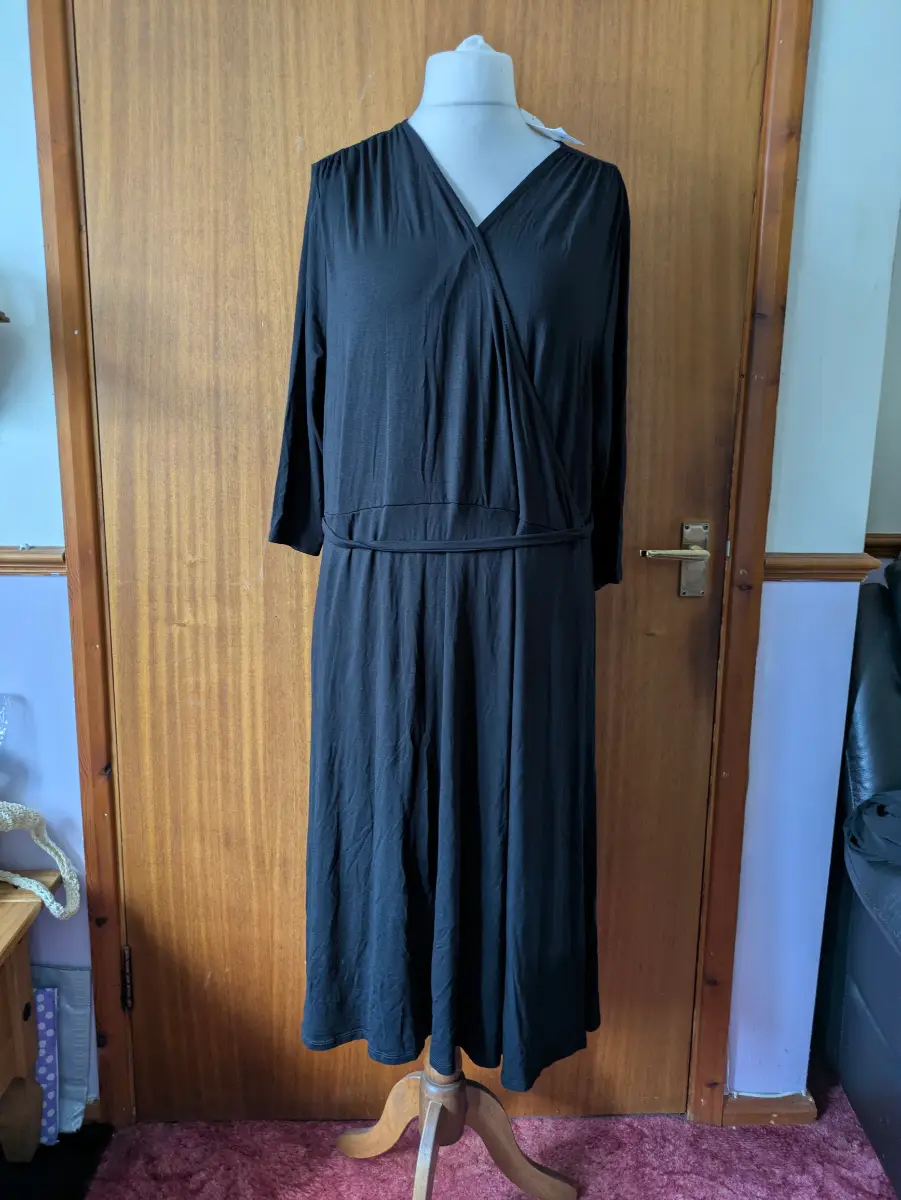 Dorothy Perkins DP Curve Black Fixed Wrap Midi Dress Size 26 BNWT Workwear Smart