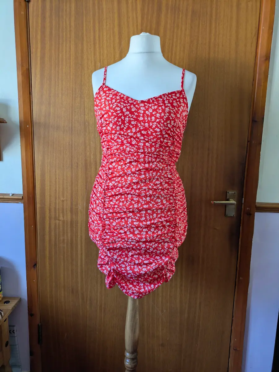 PARISIAN Red Floral Mini Dress UK 12 Ruched Bodycon Cami Straps Summer Night Out