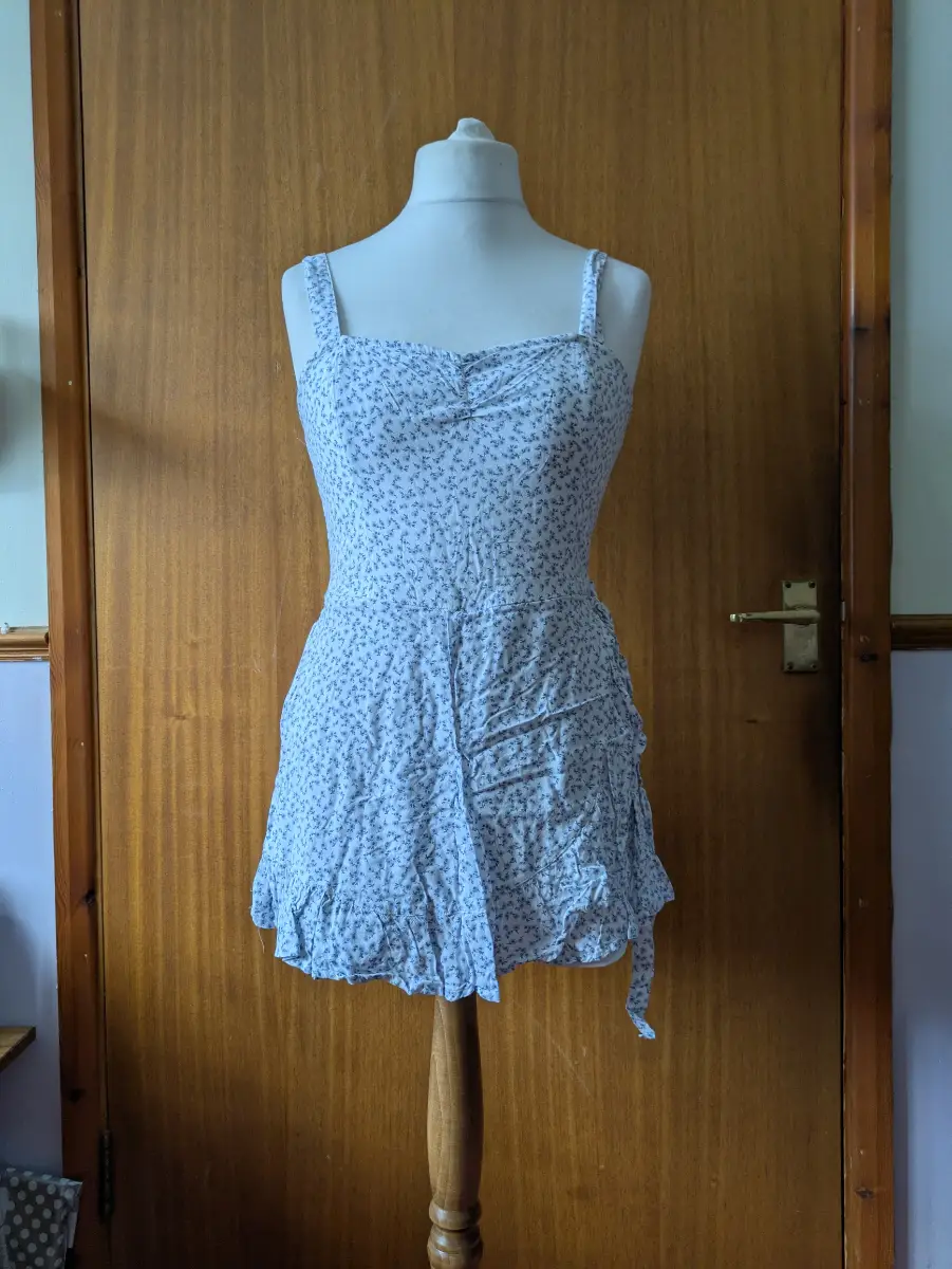 Hollister Blue Ditsy Floral Playsuit Size M Skort Style Dress Front Shirred Back Romper