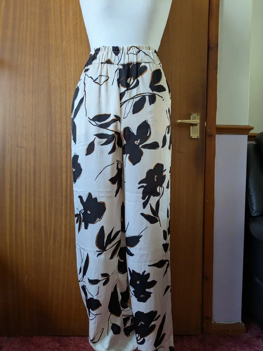 Mango MNG Cream Black Abstract Floral Print Wide Leg Trousers Size M Elasticated Waist Boho