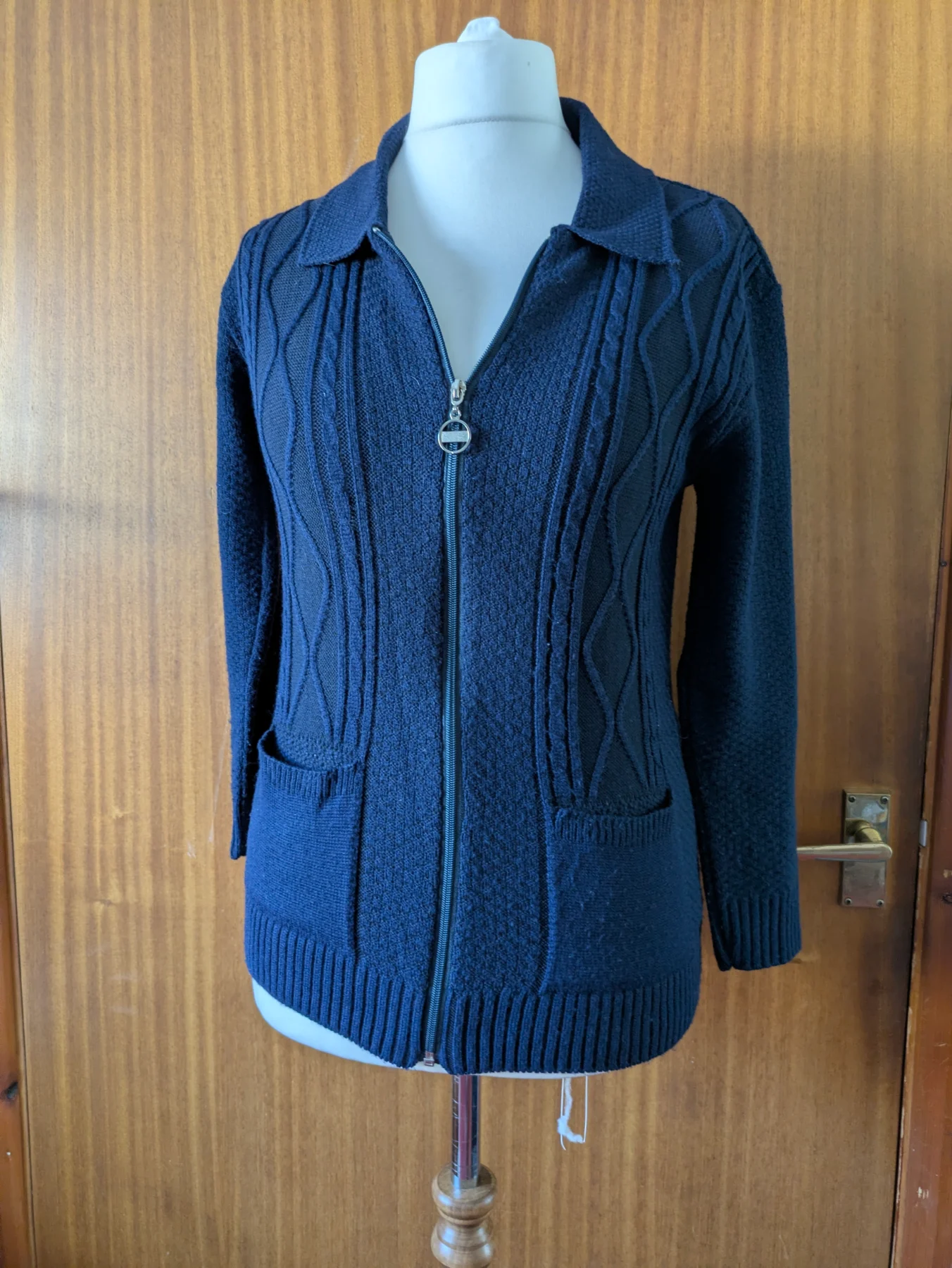 Lady Ice navy blue cable diamond knit zip-up cardigan pockets Size S/M