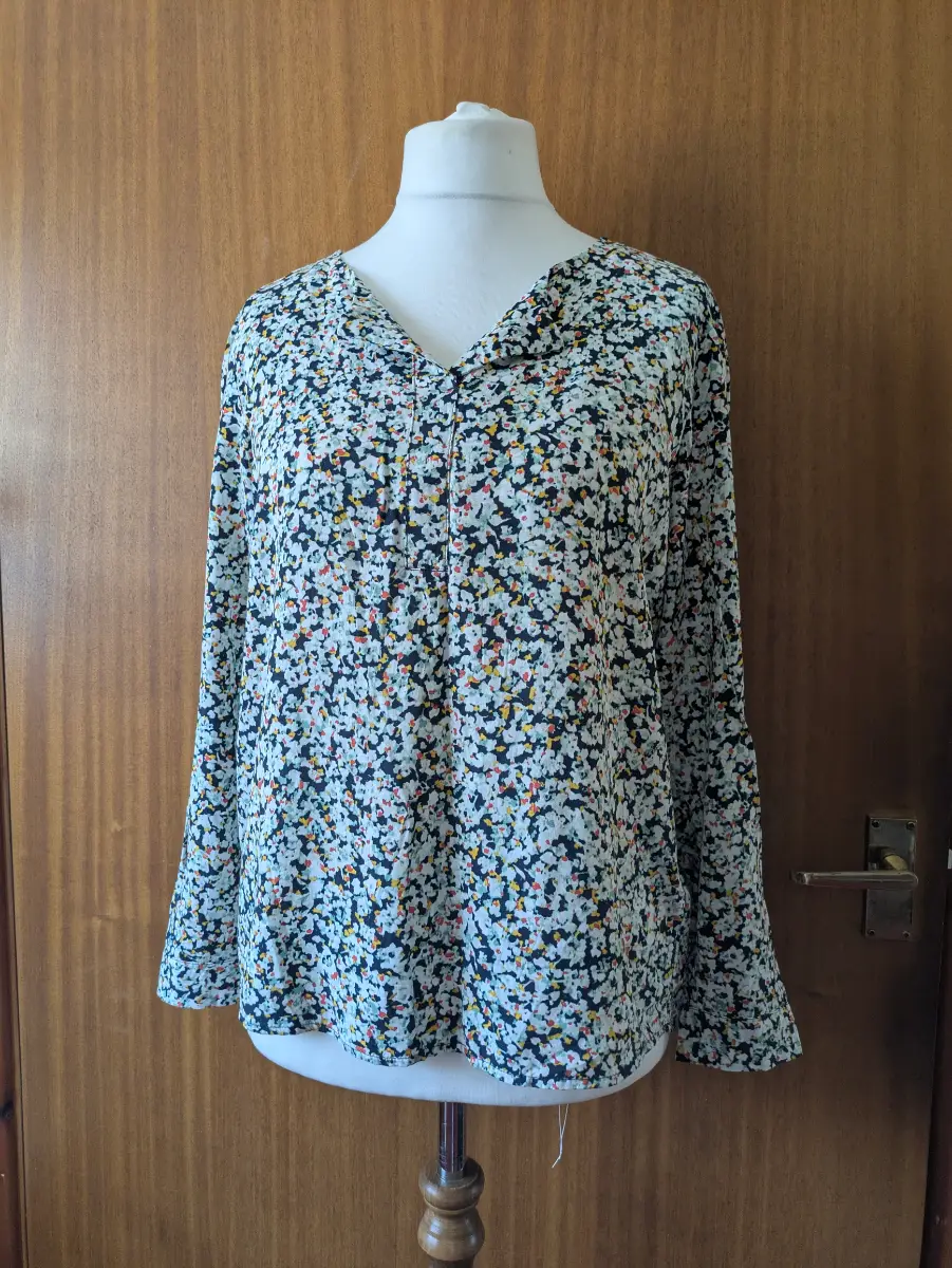 Tom Tailor Floral Viscose Blouse Size 40 UK 12 Multi Patterned Roll Sleeve Top