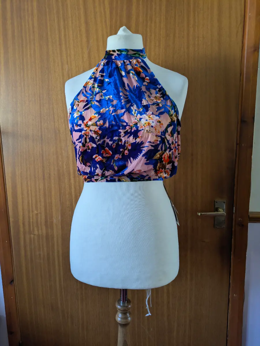 Missguided Blue Floral Velvet Devoré Tie Neck Halter Crop Top UK 12 BNWT