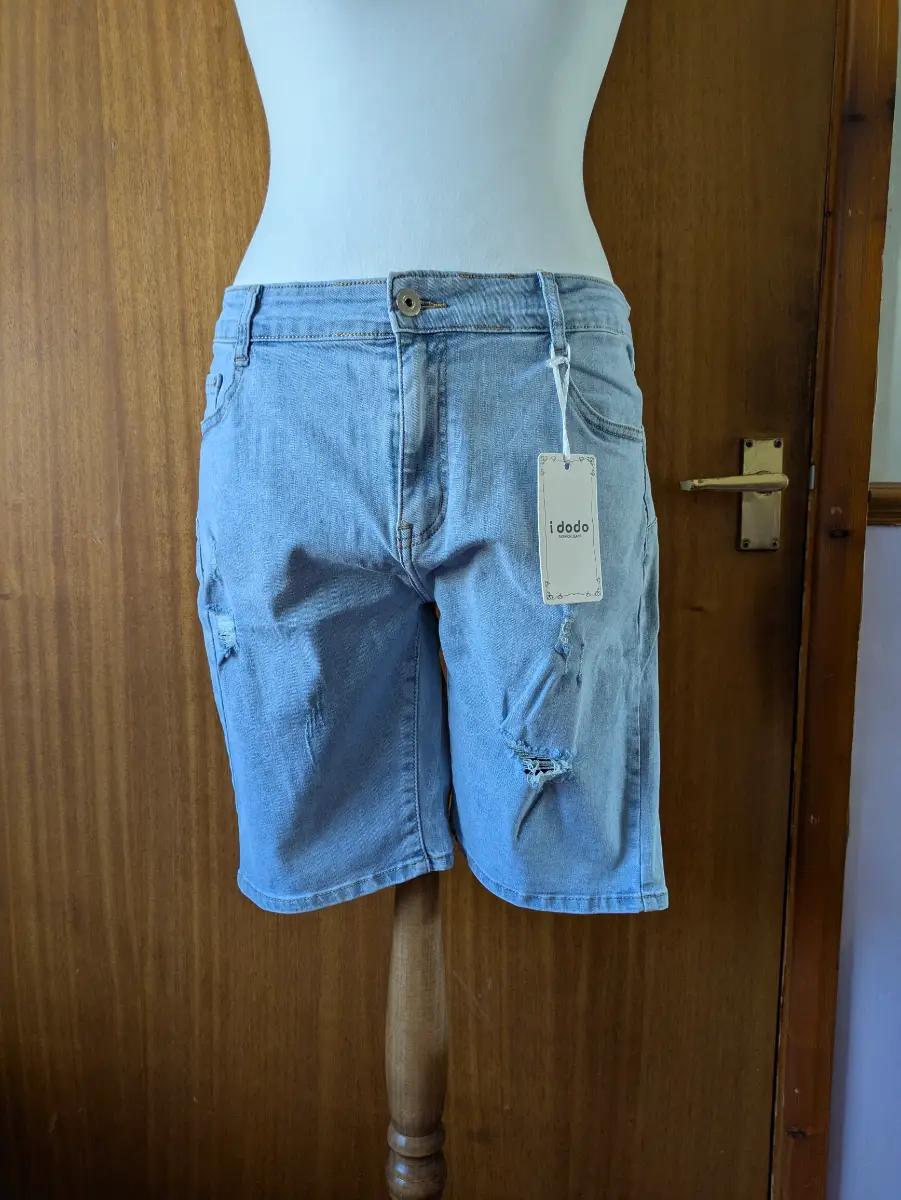 i Dodo Womens Denim Push Up -5kg sculpting Distress Shorts Size 20/4XL Light Blue Ripped Fits 16-18