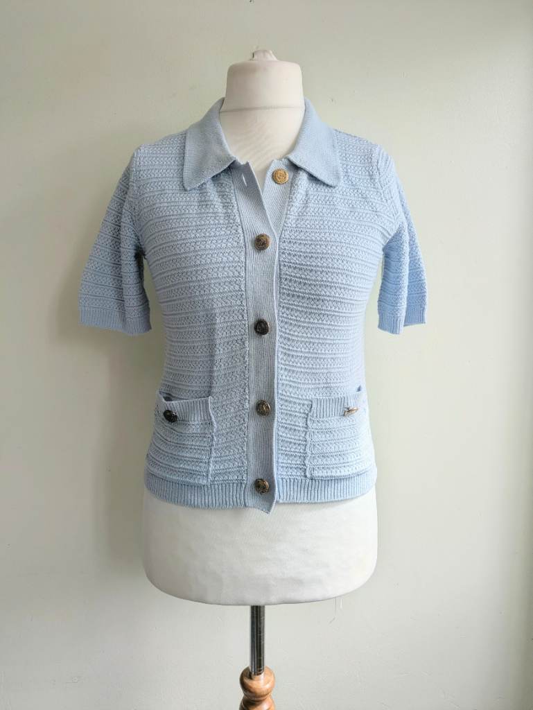 Amara Reya Pale Blue Knit Short Sleeve Cardigan Small Gold Crest Buttons S Summer WorkWear CottageCo