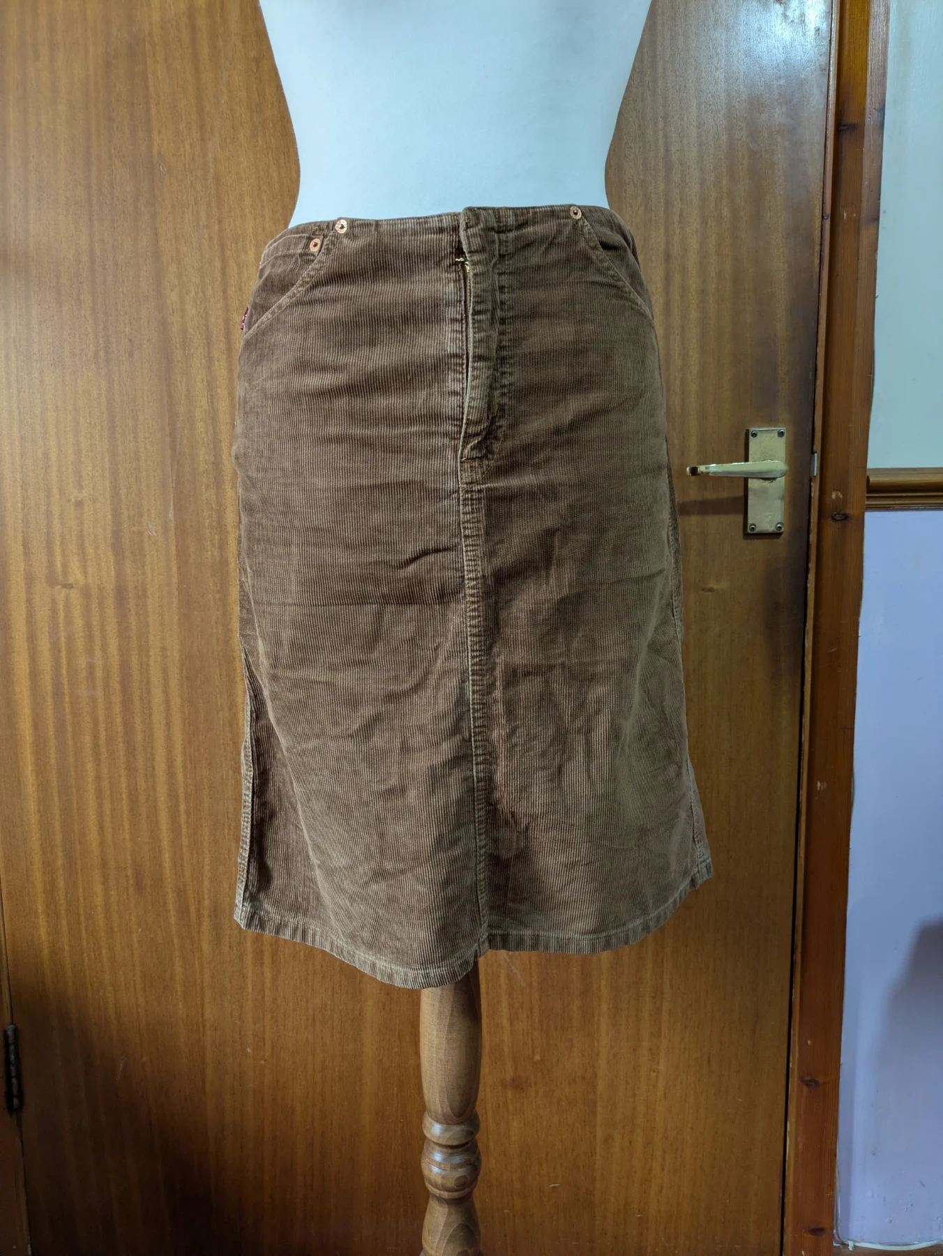 Levi's Red Tab Corduroy Skirt Girls Medium Fits Adult UK 8-10 Brown Knee Length Y2K