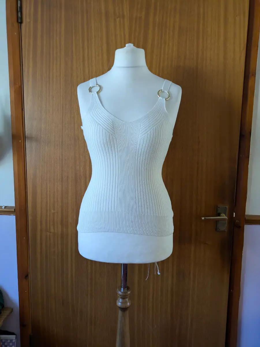 River Island White Ribbed Knit Vest Top Gold Ring Detail Camisole BNWT UK 8