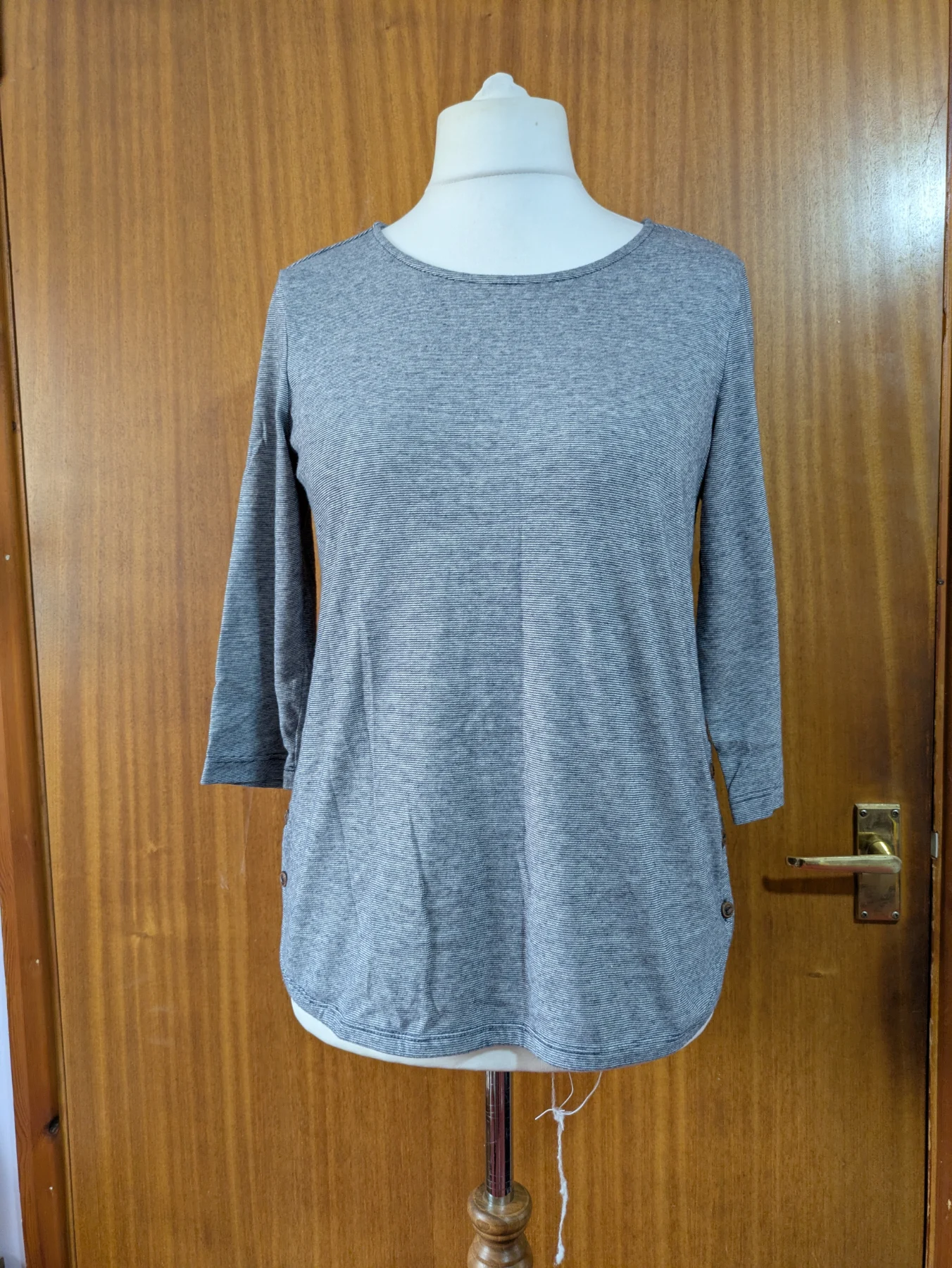 Fat Face Top Womens UK 12 Blue White Fine Stripe 3/4 Sleeve Button Hem Tunic