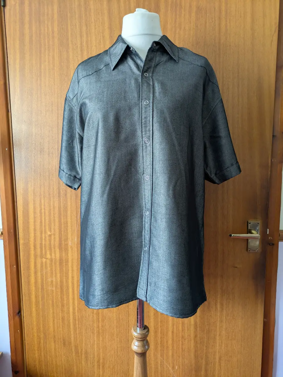 Armando Metallic Grey Short Sleeve Shirt Size L  Summer Casual Popper button