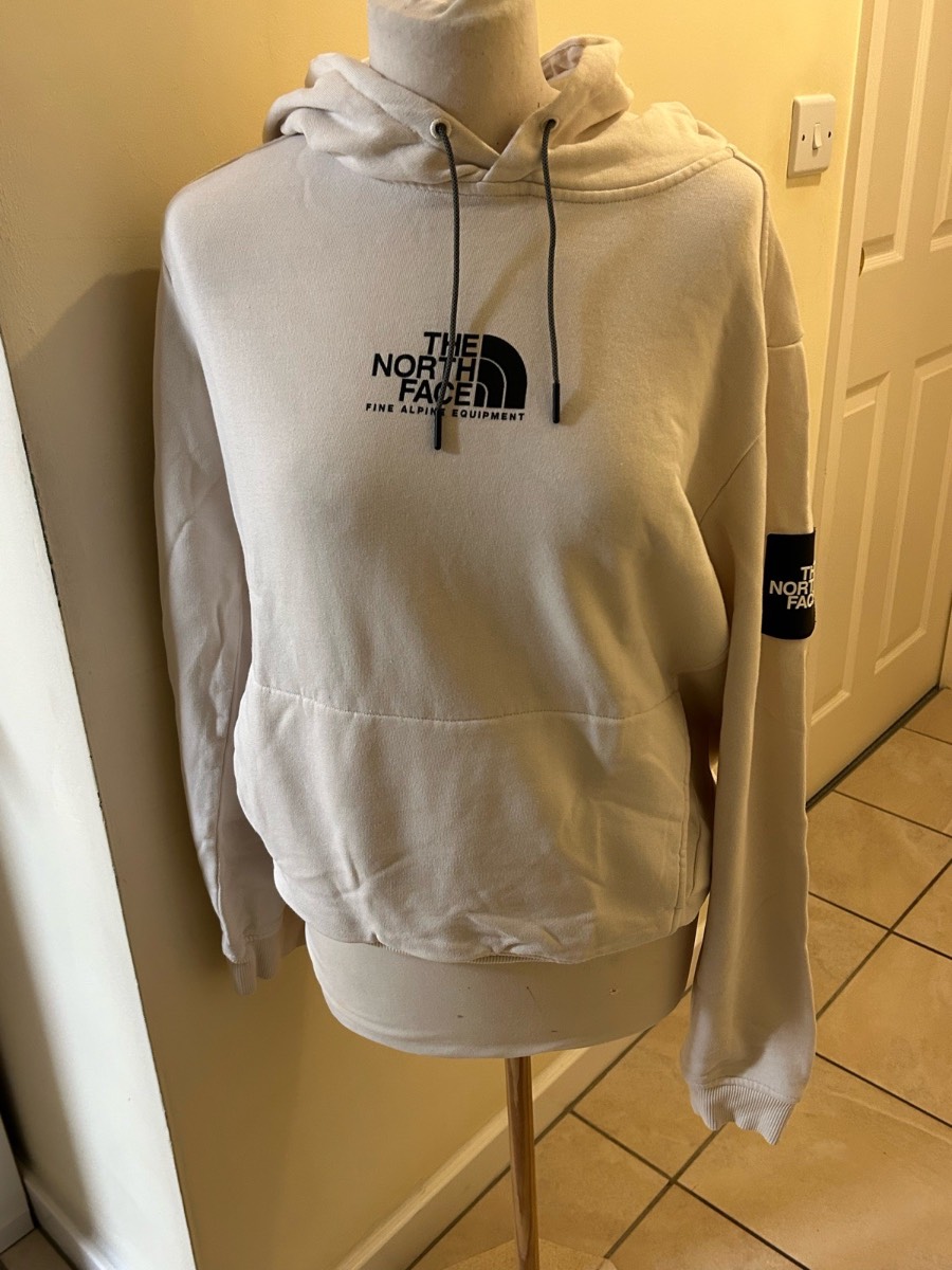 Men’s North Face Hoodie