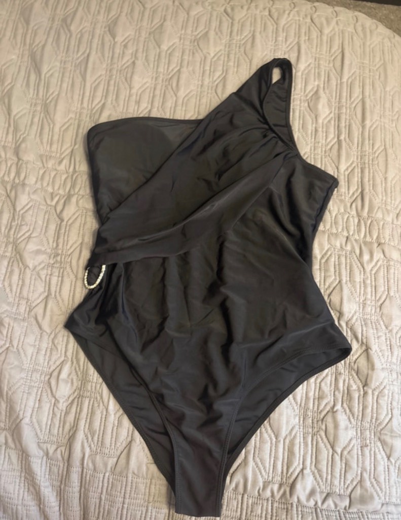 women’s size xl black swimming bathing suit one piece
