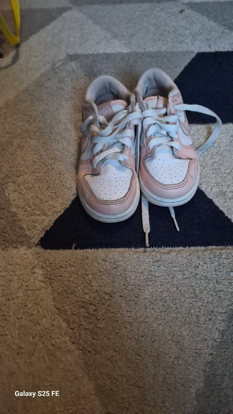 Kids Nike Dunk Low Trainers Pink White Size UK 11 EUR 28.5 Good Condition