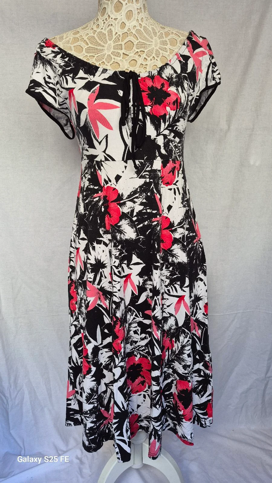 Signature Experience Tropical Floral Dress Size S UK 8 10 Pink Black White Summer