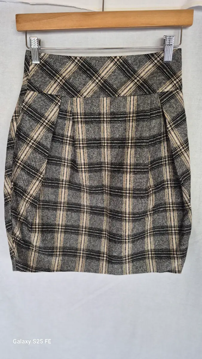 Vintage Oasis Plaid Mini Skirt Grey Cream Check Wool Blend Pleated Size 8 UK