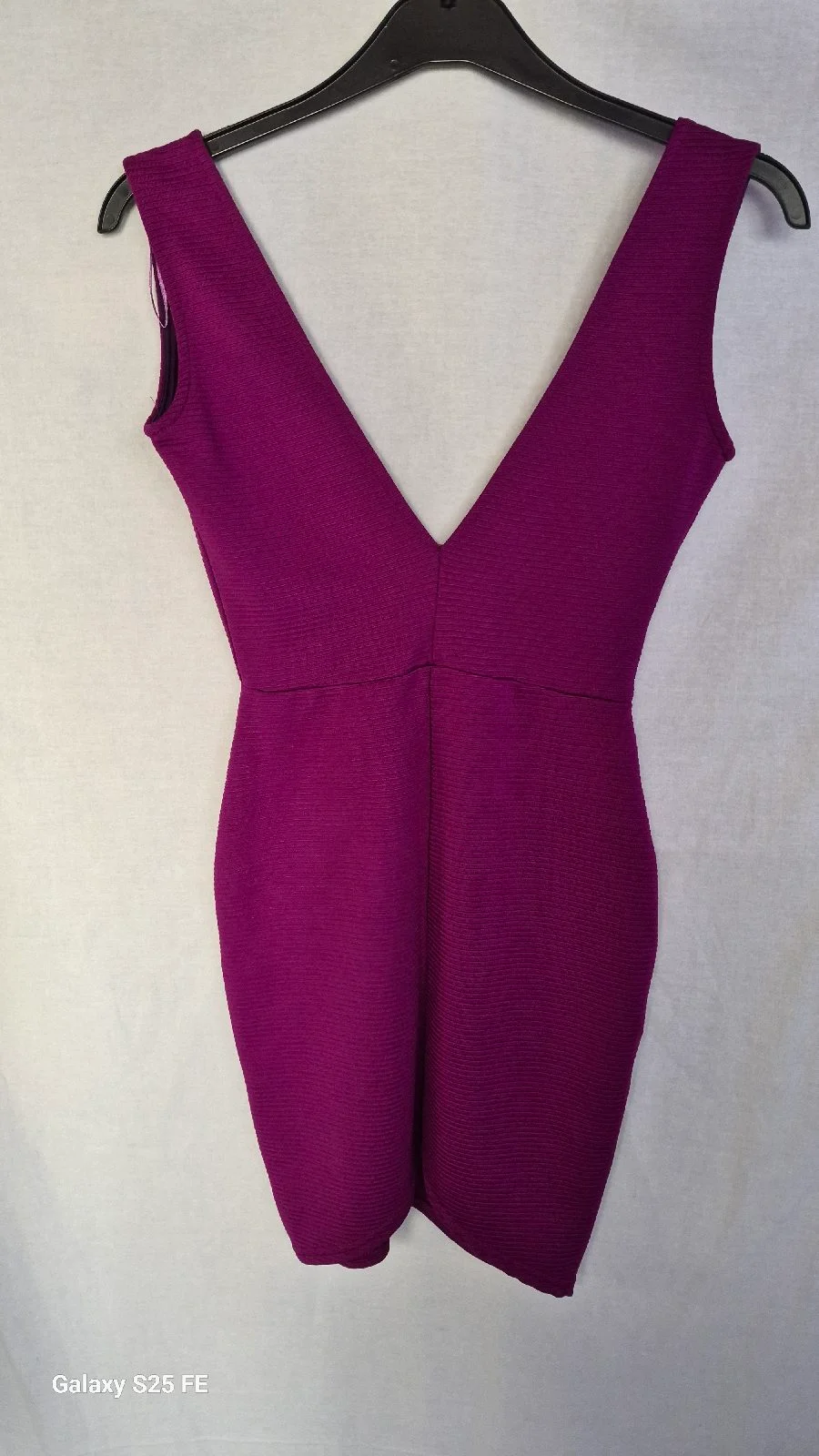 Missguided Size 8 Magenta Plum Ribbed Plunging Deep V-Neck Bodycon Mini Dress