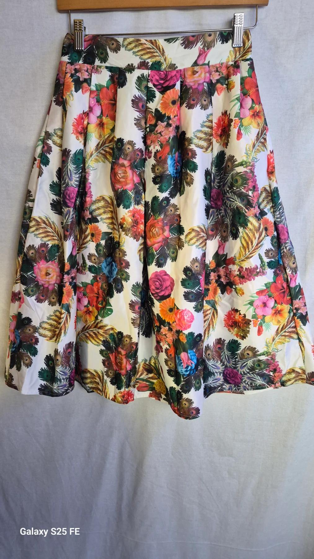 Shikha London Floral Peacock Feather Skirt S/M Pleated Elastic Waist Knee Midi