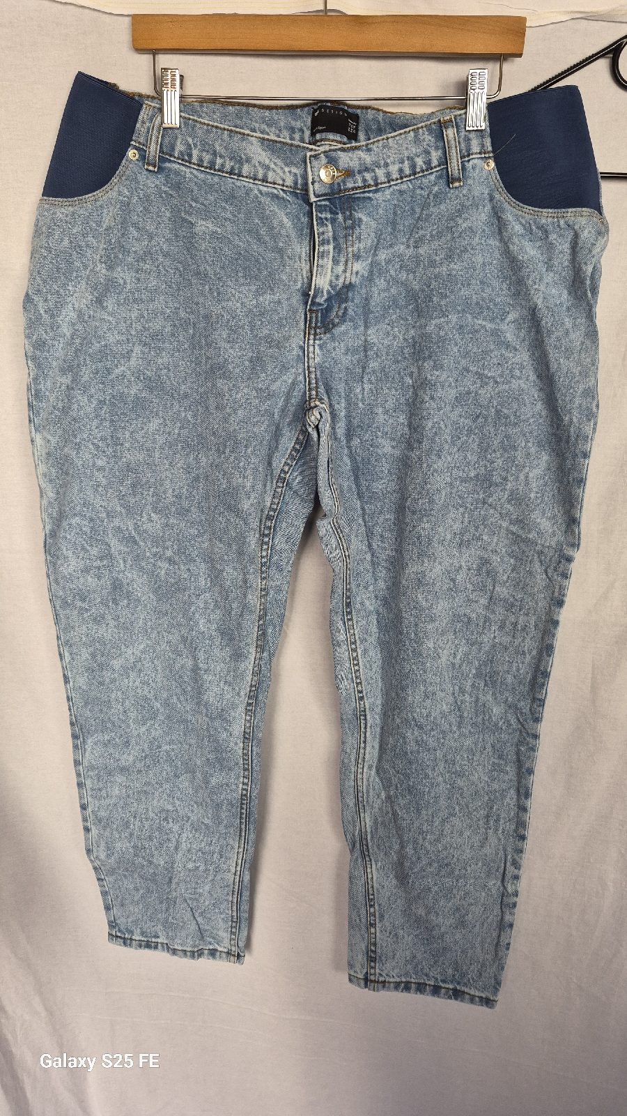 ASOS DESIGN Maternity Jeans UK 18 Acid Wash Blue Tapered Leg Elastic Waist Stretch