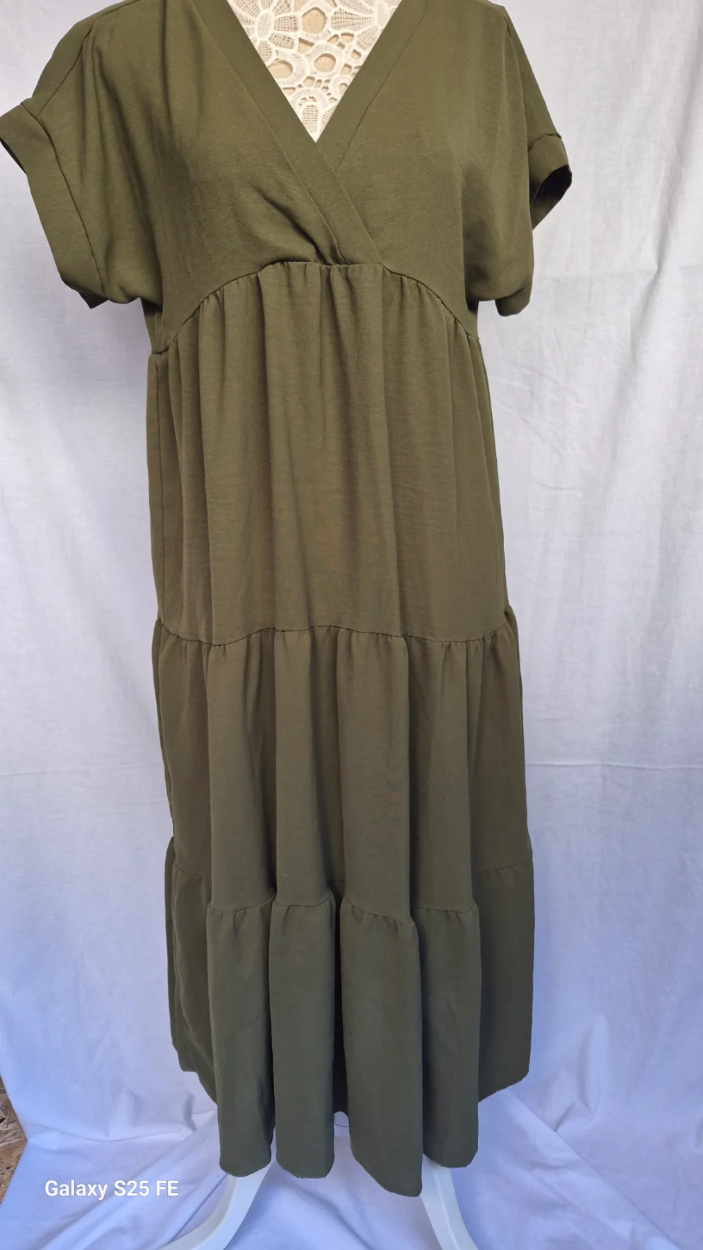 Cameo Rose Womens Green Tiered Smock Dress Size M Short Sleeve V-Neck Casual UK