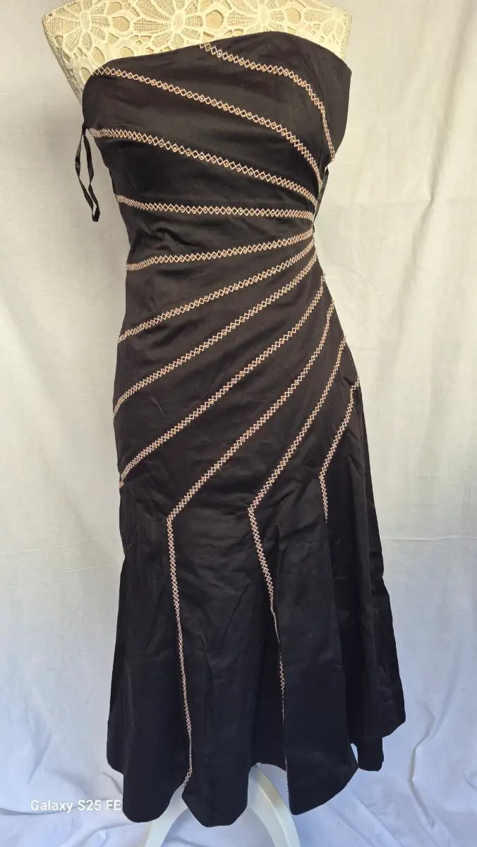 Coast Black Embroidered Beaded Strapless Maxi Dress Size 8 Fit & Flare Evening
